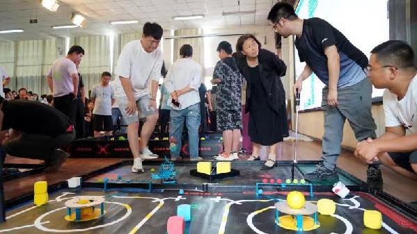 雄安新區啟動首屆青少年人工智能機器人大賽